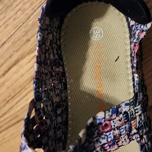 Ladies Bernie Mev Sandles Size 39/8 - Picture 4 of 10